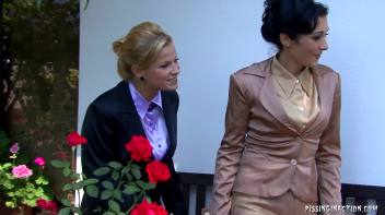 Pee Sex on a Bearskin Rug Screencap 2 on www.sinx.com