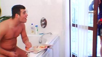 A Taste for Watersports Screencap 1 on www.sinx.com