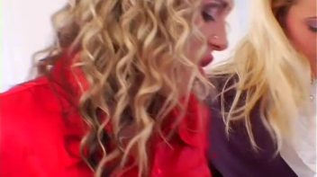 A Taste for Watersports Screencap 44 on www.sinx.com