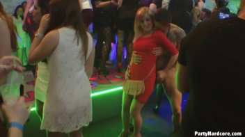 Party Hardcore Gone Crazy Vol. 11 Part 5 - Cam 4 Screencap 51 on www.sinx.com