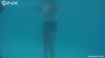 Sexy Swim Babes Play In The Pool Screencap 29 on www.sinx.com