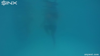 Sexy Swim Babes Play In The Pool Screencap 31 on www.sinx.com