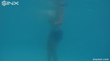 Sexy Swim Babes Play In The Pool Screencap 34 on www.sinx.com