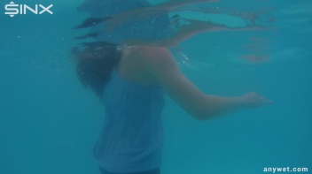 Sexy Swim Babes Play In The Pool Screencap 41 on www.sinx.com