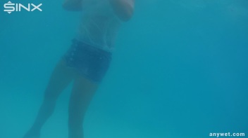 Sexy Swim Babes Play In The Pool Screencap 48 on www.sinx.com