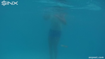 Sexy Swim Babes Play In The Pool Screencap 9 on www.sinx.com