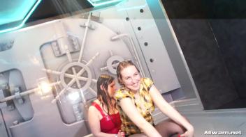 Wetlook Wonders Dance Their Asses Off Screencap 41 on www.sinx.com