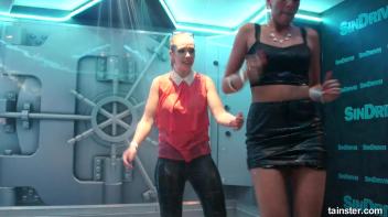 Soaking wet sexy babes Screencap 69 on www.sinx.com