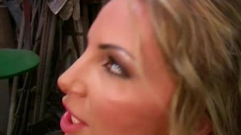 She Welcomes The Bi Embrace Screencap 70 on www.sinx.com