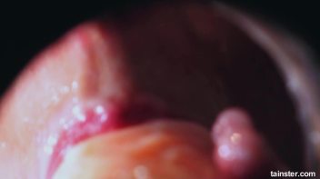 Dressed in leather and covered in cum Screencap 86 on www.sinx.com