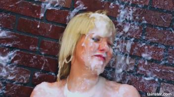 Dressed in leather and covered in cum Screencap 106 on www.sinx.com