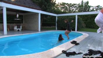 Private Pool Vol. 2 Part 3 Screencap 41 on www.sinx.com