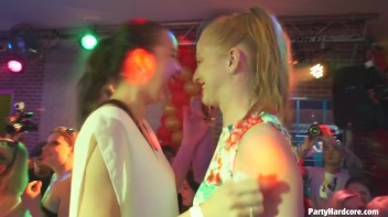 Party Hardcore Gone Crazy Vol. 36 Part 5 - Cam 3 Screencap 23 on www.sinx.com