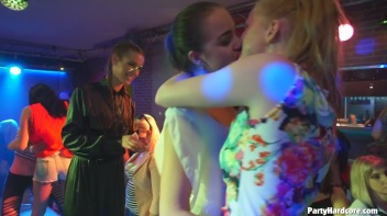 Party Hardcore Gone Crazy Vol. 36 Part 5 - Cam 3 Screencap 44 on www.sinx.com