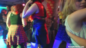 Party Hardcore Gone Crazy Vol. 36 Part 5 - Cam 3 Screencap 50 on www.sinx.com
