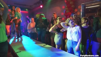 Party Hardcore Gone Crazy Vol. 36 Part 5 - Cam 3 Screencap 60 on www.sinx.com