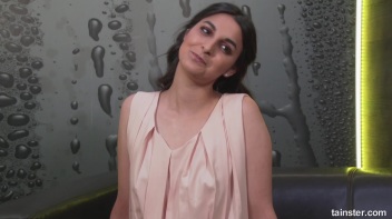 Pissing On This Pretty Pussy In Pink! Screencap 5 on www.sinx.com