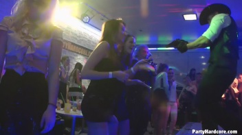 Party Hardcore Gone Crazy Vol. 32 Part 2 - Cam 1 Screencap 57 on www.sinx.com