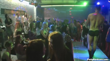 Party Hardcore Gone Crazy Vol. 32 Part 3 - Cam 1 Screencap 24 on www.sinx.com