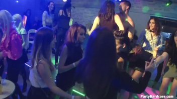 Party Hardcore Gone Crazy Vol. 32 Part 3 - Cam 1 Screencap 71 on www.sinx.com