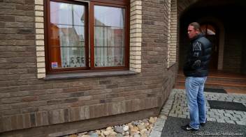 Cuckold Piss Is All The Sweeter Screencap 2 on www.sinx.com