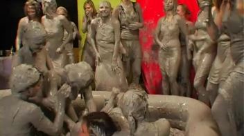 Packed Like Sardines In The Mud Screencap 92 on www.sinx.com