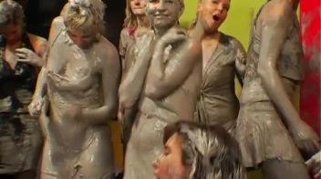 Packed Like Sardines In The Mud Screencap 93 on www.sinx.com