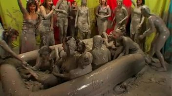 Packed Like Sardines In The Mud Screencap 55 on www.sinx.com
