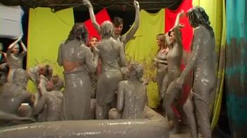 Packed Like Sardines In The Mud Screencap 67 on www.sinx.com