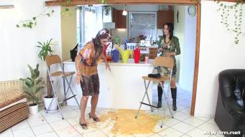 Swamped in Slop Screencap 58 on www.sinx.com