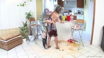 Swamped in Slop Screencap 77 on www.sinx.com