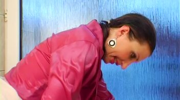 Rubbin' In The Tub Screencap 87 on www.sinx.com