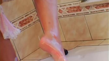 Rubbin' In The Tub Screencap 63 on www.sinx.com