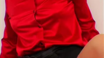 Trading Faces Screencap 65 on www.sinx.com