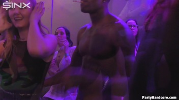 Party Hardcore Gone Crazy Vol. 43 Part 2 - Cam 3 Screencap 33 on www.sinx.com