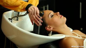 Wedding Day Full Body Shampoo Service Screencap 11 on www.sinx.com