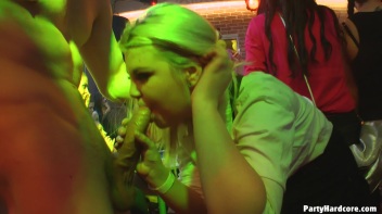 Party Hardcore Gone Crazy Vol. 38 Part 5 - Cam 4 Screencap 46 on www.sinx.com