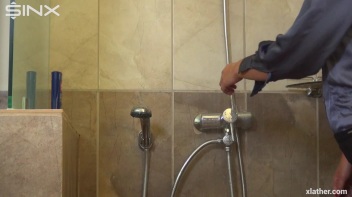Horny Babe's Wet Cool Down Screencap 4 on www.sinx.com