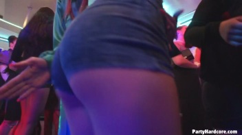 Party Hardcore Gone Crazy Vol. 29 Part 1 - Main Edit Screencap 16 on www.sinx.com