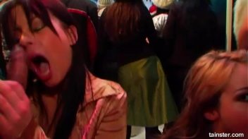 Pussy Blizzard Part 1 - Cam 2 Screencap 9 on www.sinx.com