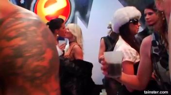 Pussy Blizzard Part 1 - Cam 2 Screencap 61 on www.sinx.com