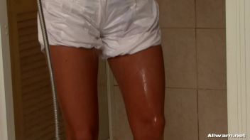 Christina's Bad Day Gets Better With Wet Play Screencap 14 on www.sinx.com