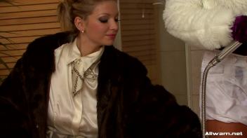 Christina's Bad Day Gets Better With Wet Play Screencap 27 on www.sinx.com