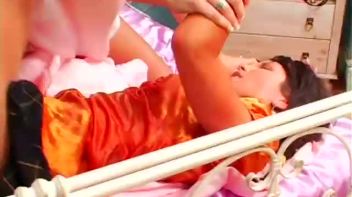 A Very Messy Morning Screencap 42 on www.sinx.com