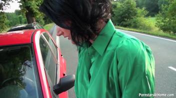 City Bitch Takes Piss For Directions Screencap 4 on www.sinx.com