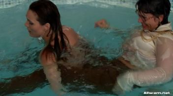 Wetlook Fitness Hotties Screencap 108 on www.sinx.com