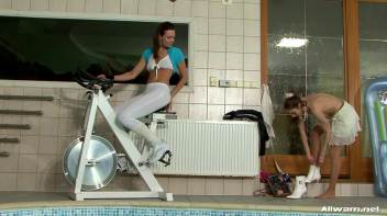 Wetlook Fitness Hotties Screencap 15 on www.sinx.com