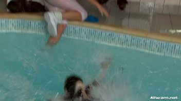 Wetlook Fitness Hotties Screencap 78 on www.sinx.com