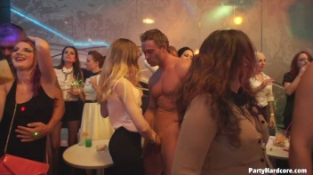 Party Hardcore Gone Crazy Vol. 31 Part 1 - Main Edit Screencap 57 on www.sinx.com