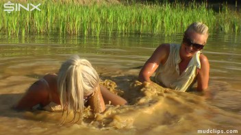 Mud Wrestling Catfighting Babes Dirty Dunking - Cam 2 Screencap 14 on www.sinx.com
